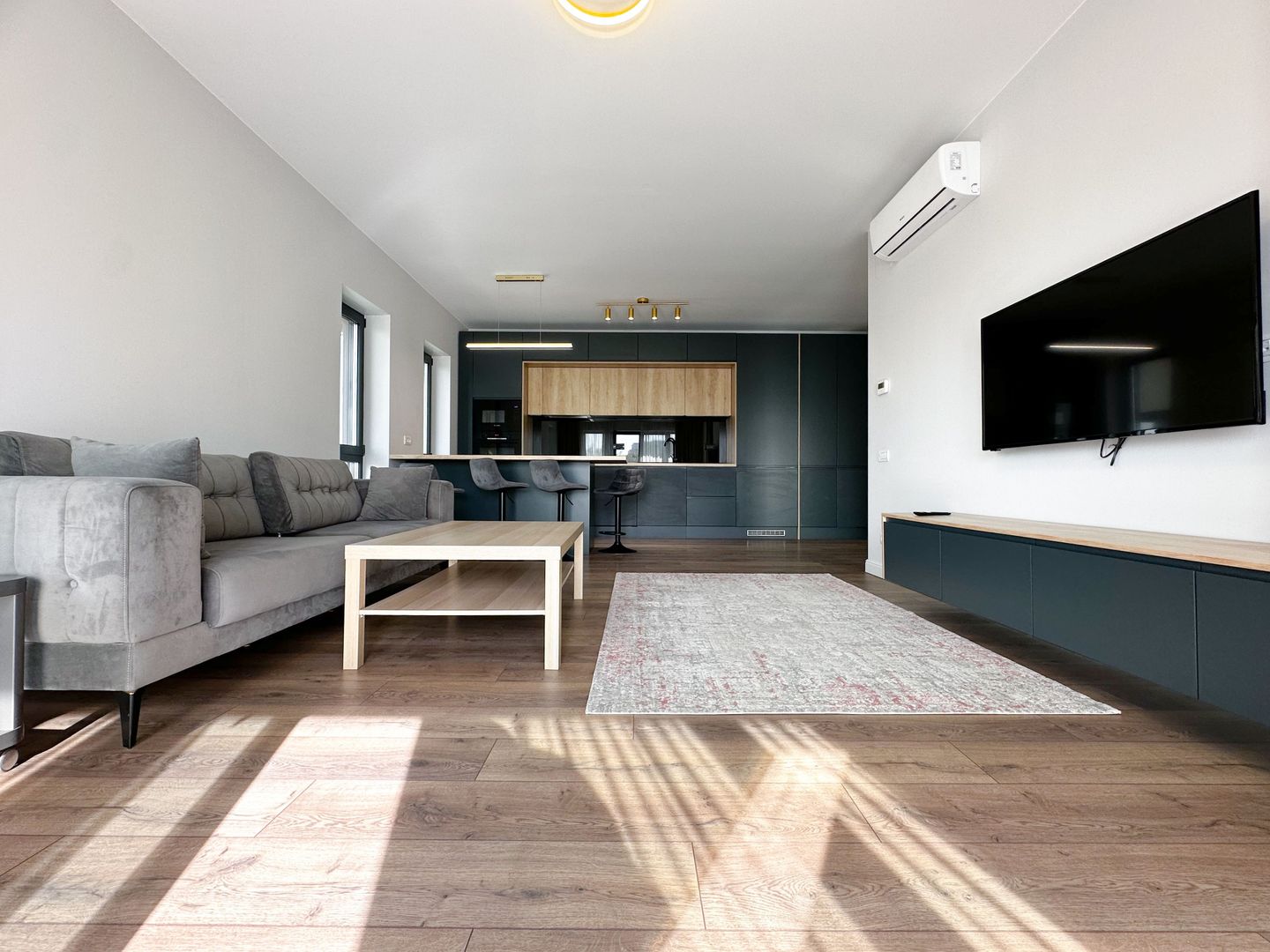 Chirie I Apartament 3 camere I Iancu Nicolae I Spa & Gym & 2 Parcari - Poză 2