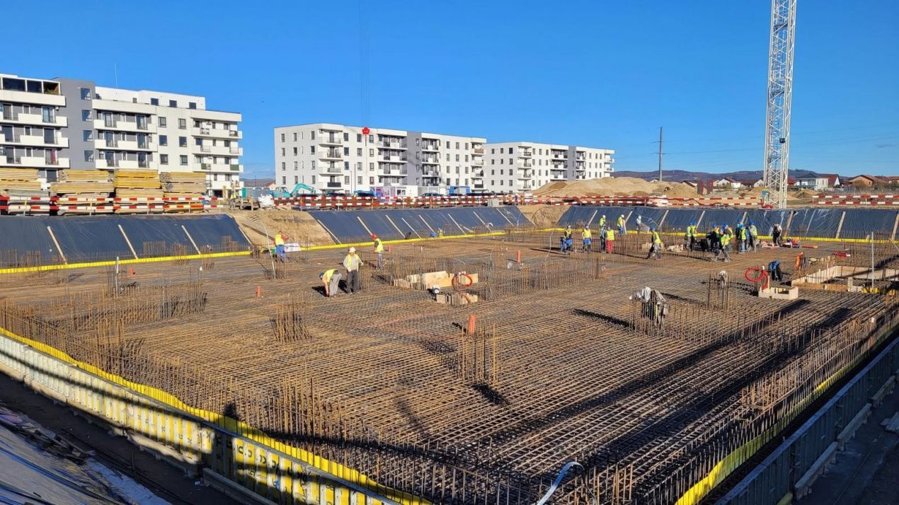 Apartament 3 camere, etaj intermediar, ansamblu nou Calea Surii Mici - Poză 12