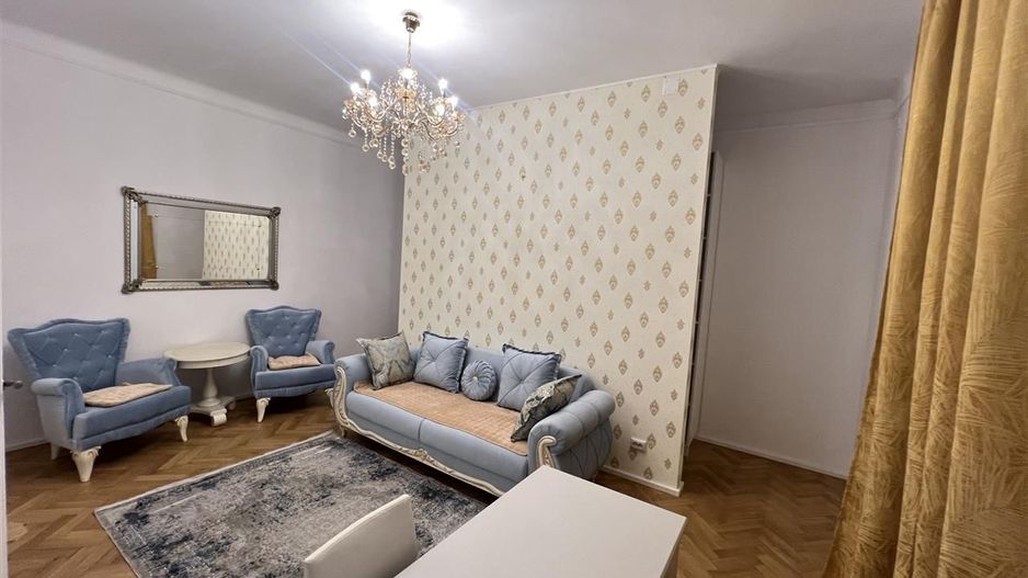 3 camere deosebit amenajat LUX  boxa curte acces auto - Poză 23