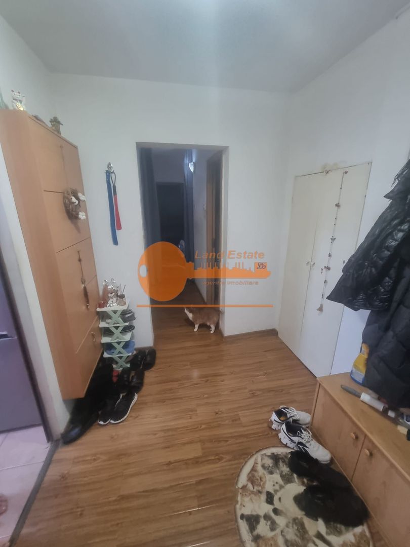 Apartament cu 3 camere la 8 minute de Metrou Crangasi - Poză 3