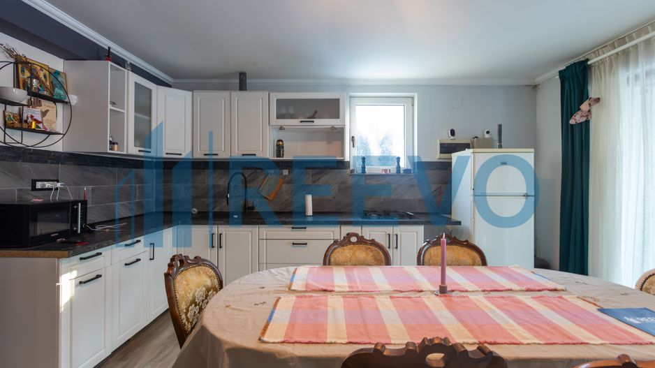 Proprietate cu casa si spatiu comercial+teren 4060 mp Bahna - Poză 25