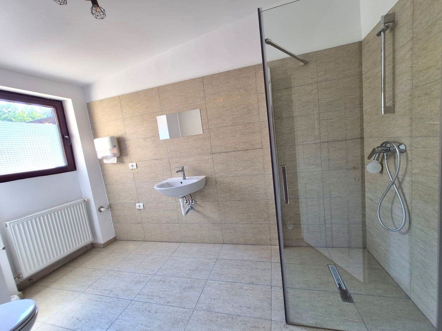 Apartament de închiriat | Aviatorilor | Vilă consolidată și renovată - Poză 10