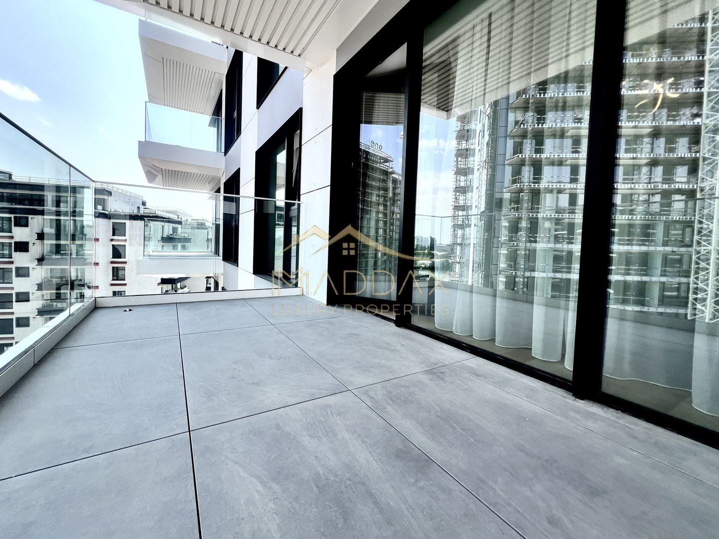 Apartament de Vanzare | 2 camere | Vedere spre lac - Poză 15