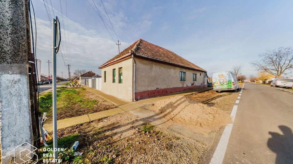 Casa cu teren 959 mp, Iratosu, Zona buna, Comision 0% - Poză 2
