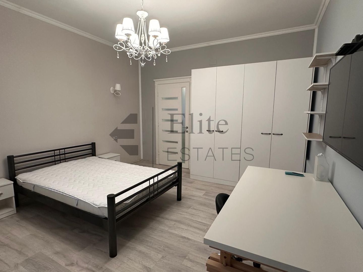 Apartament cu 3 camere de inchiriat central - Poză 1