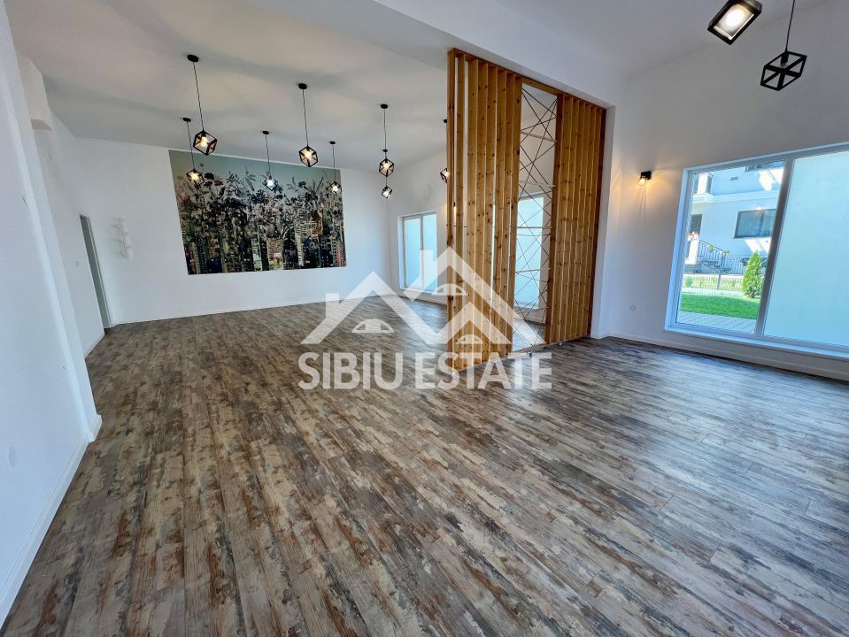 Spatiu Comercial Finisat 65 mp, curte proprie 78 mp, 2 parcari - Poză 1