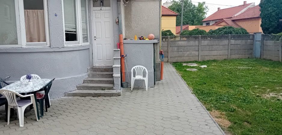 BRASADAS vinde casa cu 3 cam teren 5 ari in zona Piata Mare. - Poză 7