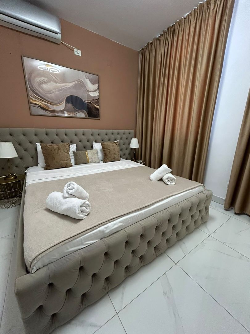 APARTAMENT 2 CAMERE INCHIRIAT  PARCUL CAROL - TINERETULUI - Poză 1