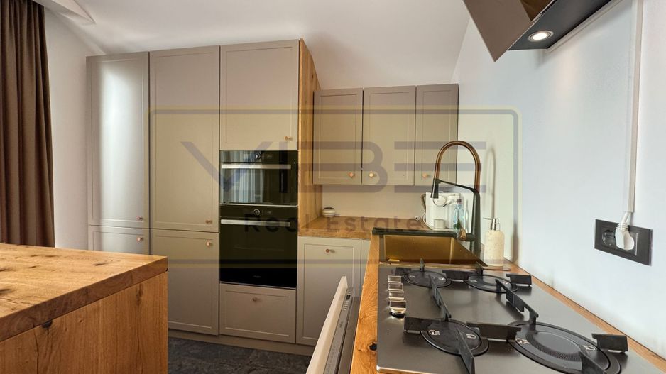 Apartament premium 3 camere + terasa Podul de Fier - Poză 8