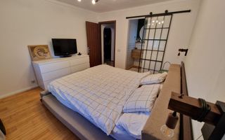 Vanzare Apartament 3 camere, 82 mp, 2 băi, și renovare completă – Drumul Sarii - Poză 1