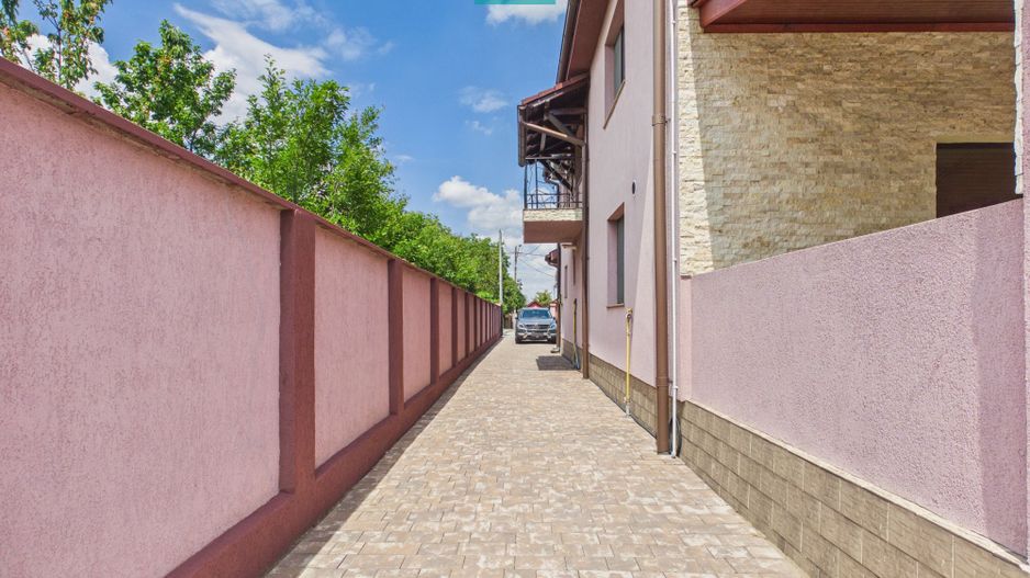 Vilă cu 7 camere de vânzare în zona Central - Poză 67