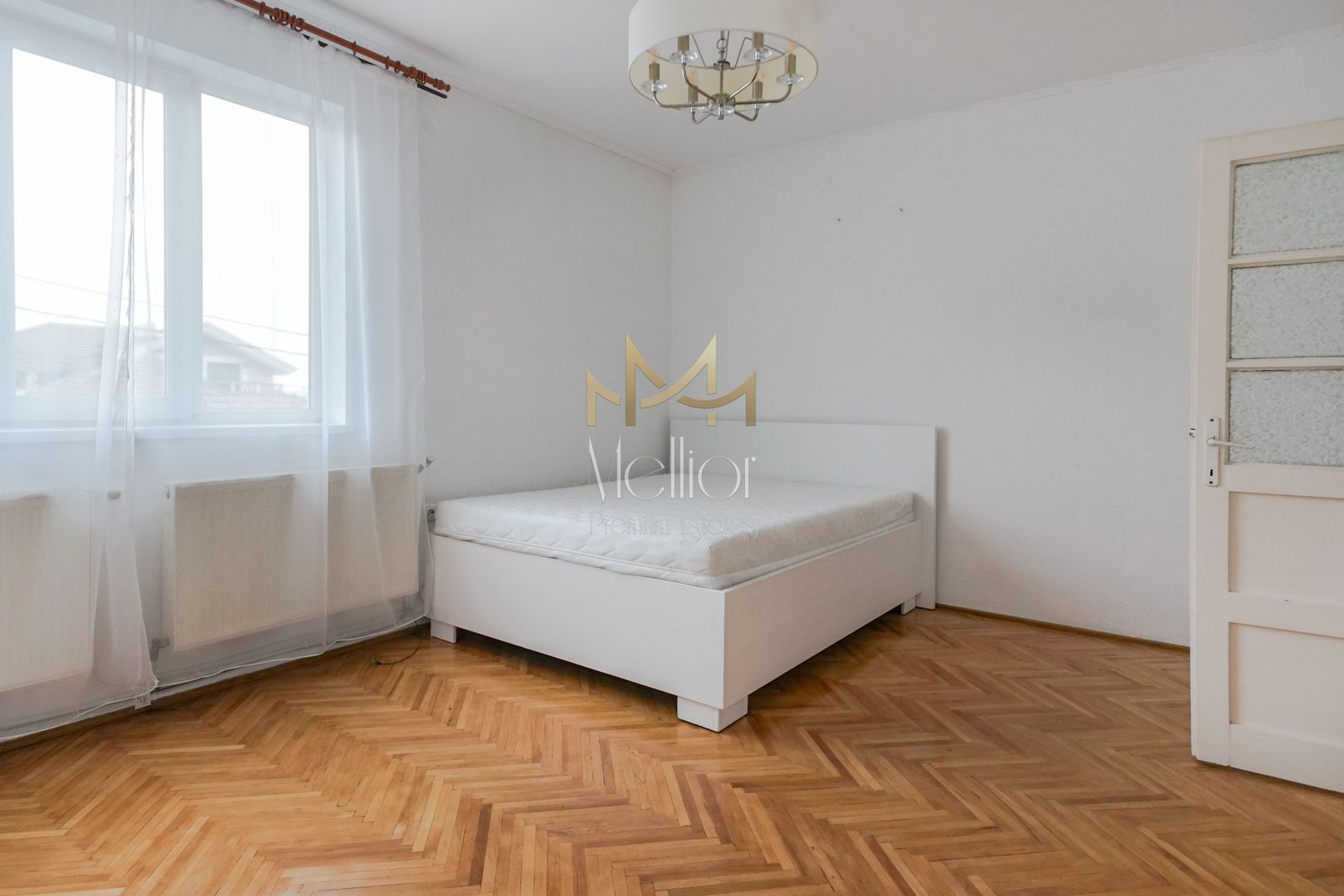 Casa, 150 mp, 4 camere, 2 bai, 3 locuri de  parcare, Andrei Muresanu! - Poză 6