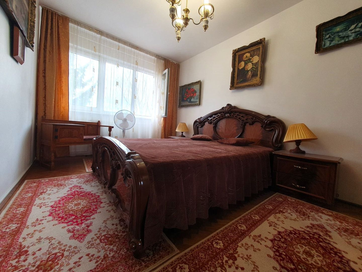 Apartament luminos cu vedere spre biserică, într-un cartier verde și liniștit. - Poză 20