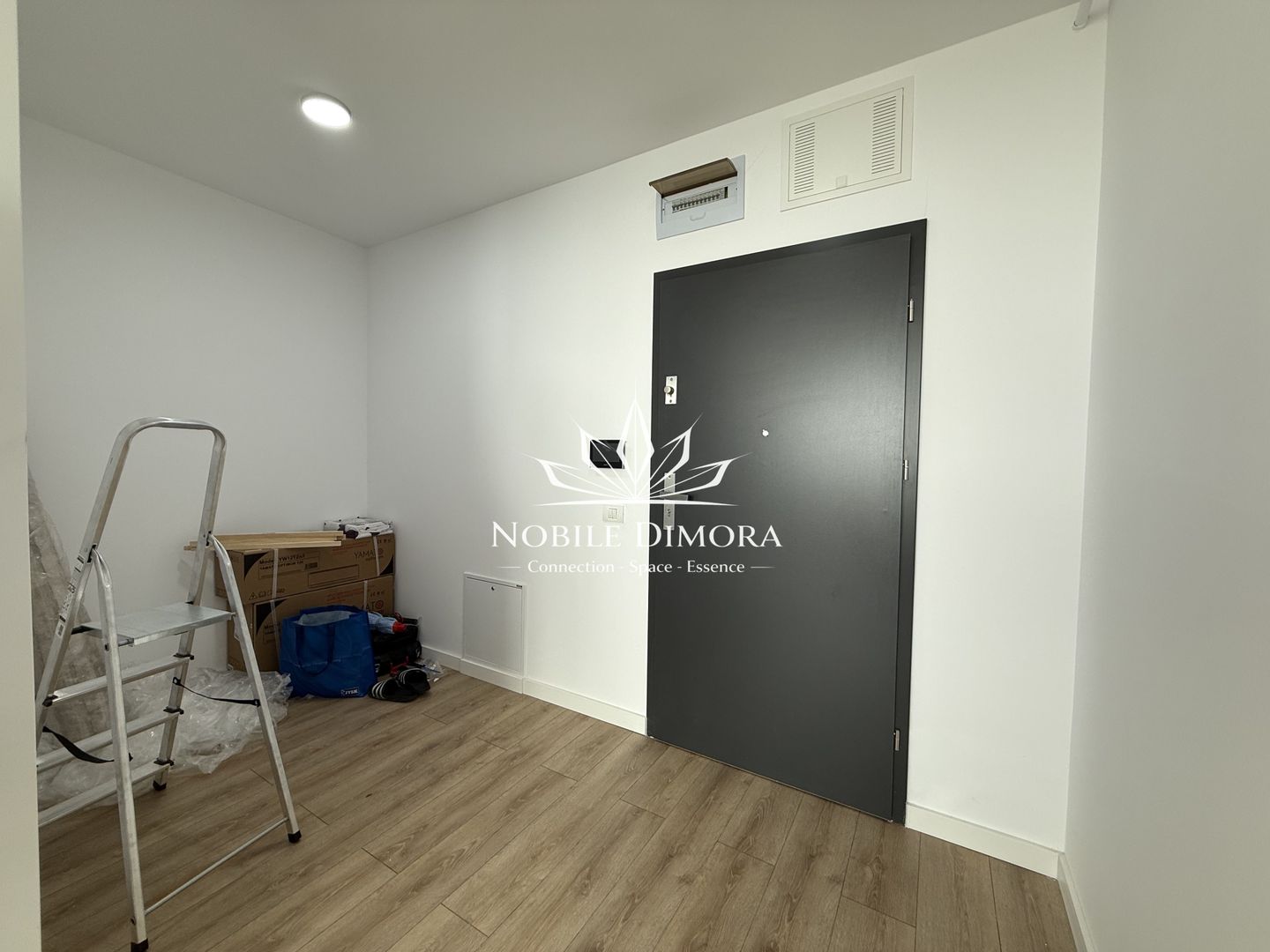 Apartament cu 2 camere si parcare in x-city Towers - Torontalului - VOX - Poză 15
