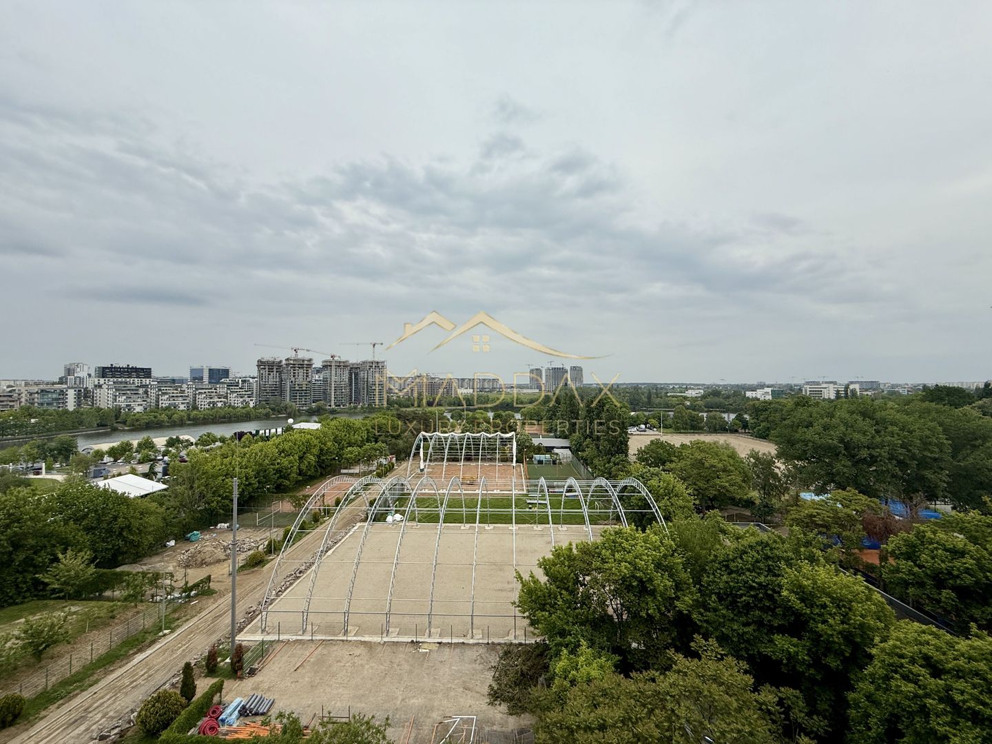 Apartament cu 4 camere  *122mp* / 1 Parcare Subetarana / Floreasca - Lake View - Poză 24