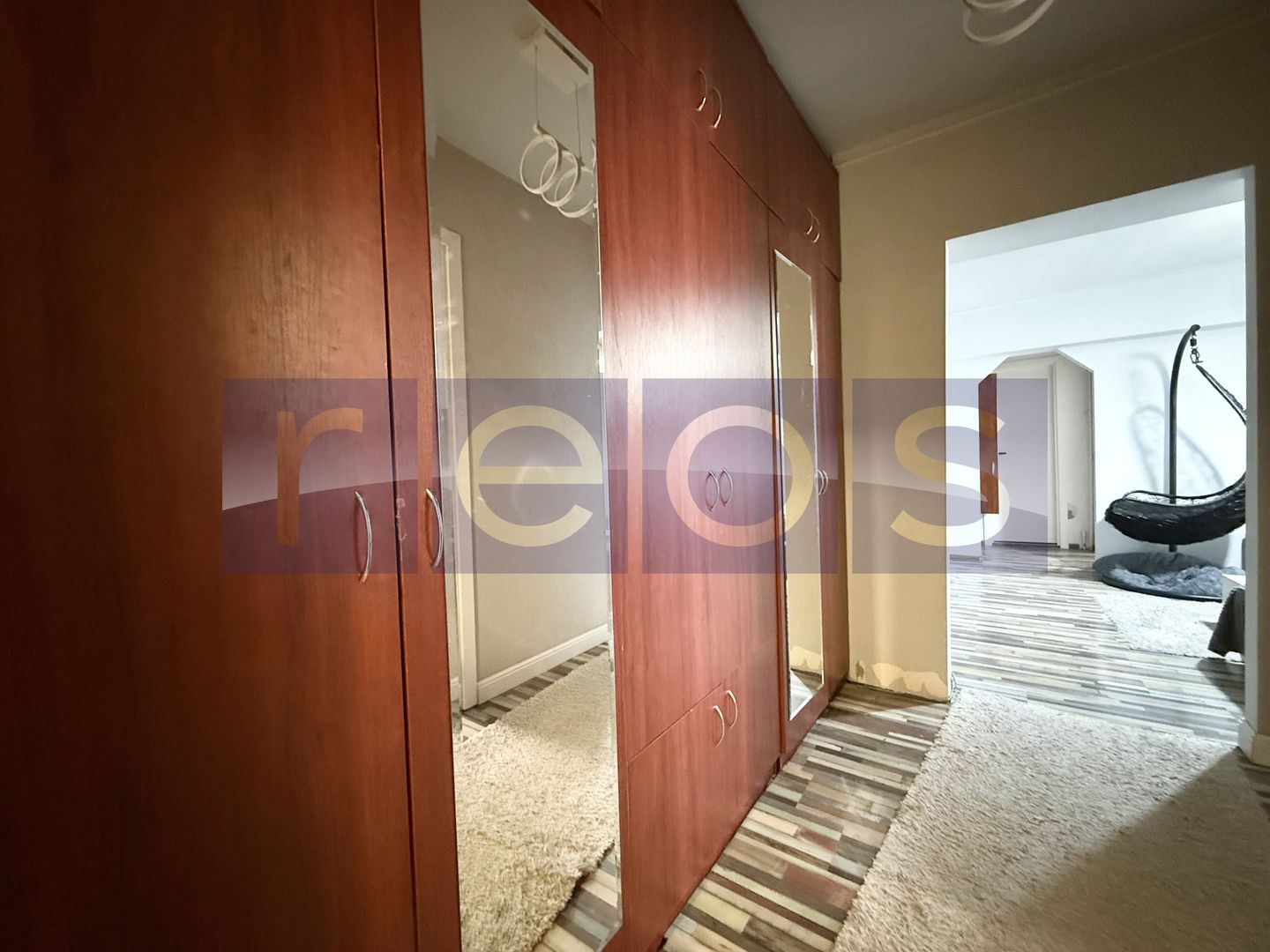 VÂNZARE 3 CAMERE | ZONA TITAN | LOC DE PARCARE - Poză 12