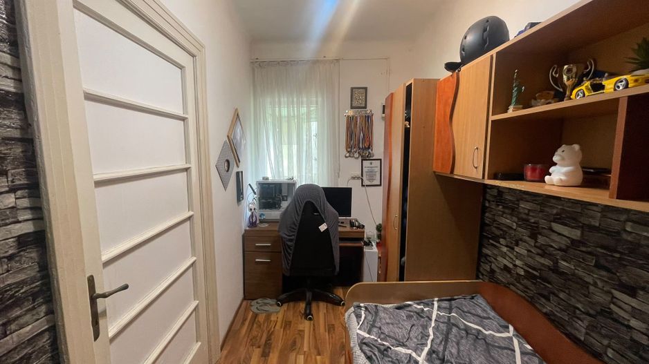 Apartament 4 camere în vilă, centrală proprie, zona Parcul Carol v26 - Poză 8