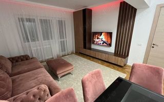 Apartament cu 4 camere, 2 băi – Ultracentral, Piața Teatrului - Poză 1