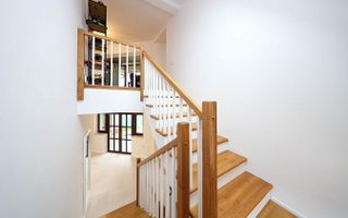 Proprietate Deosebita - Poză 52