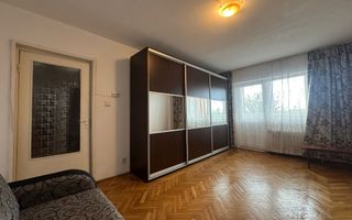 Apartament cu 2 camere decomandate, etaj intermediar, Cetate - Poză 1