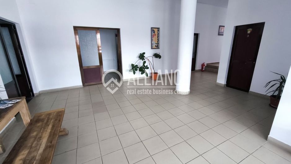 FALEZA NORD cladire multifunctionala 4600 mp cu acces din Bdul Mamaia! - Poză 6