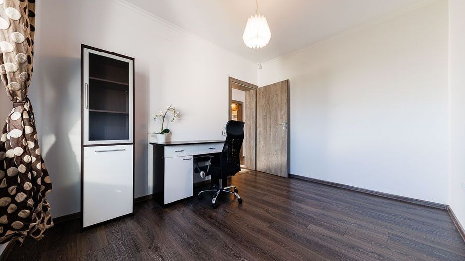 Apartament spatios, luminos,4 camere, zona Braytim, Comision 0 - Poză 33