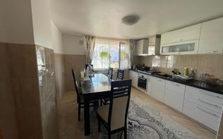 Casă cu etaj |teren generos| garaj dublu și seră | Oportunitate unică! - Poză 11