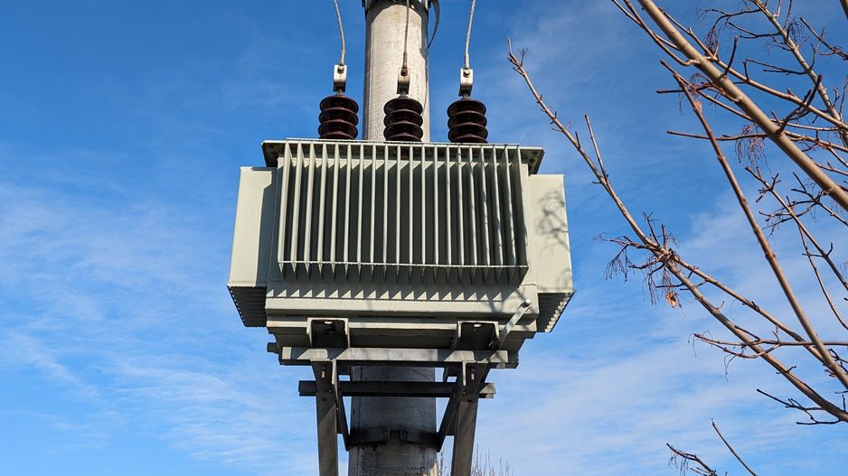 Hala cu teren generos langa acces A1 - Poză 16