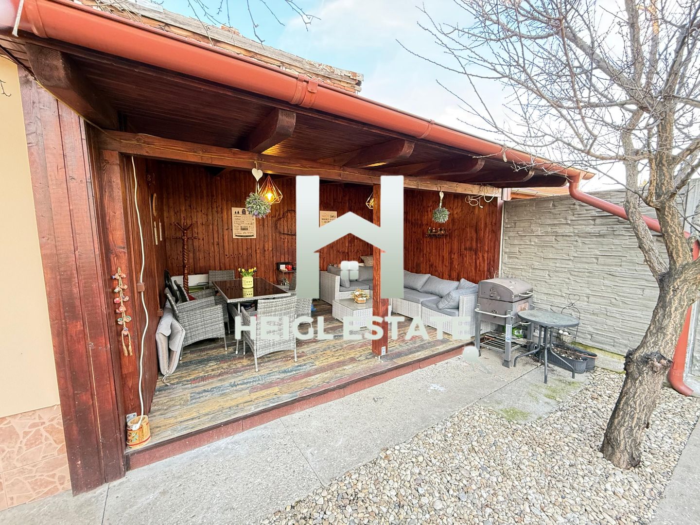 Casa individuala cu 3 camere in zona Sagului - Poză 11