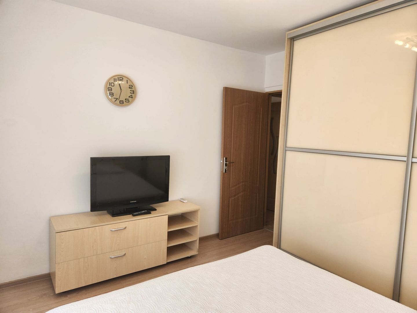Apartament cu 2 camere de închiriat – Strada Brașov | Drumul Taberei - Poză 4