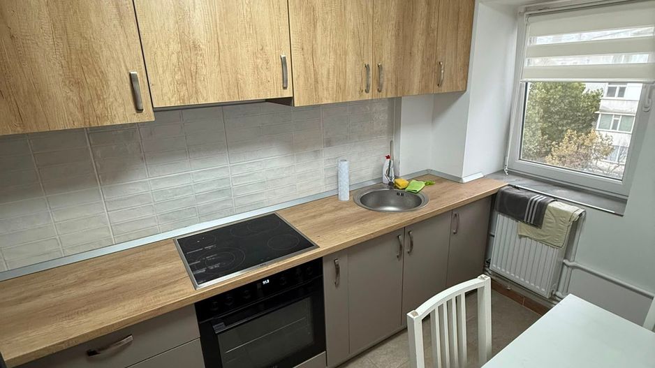 Apartament cu 2 camere, renovat, mobilat și utilat, VASLUI - zona AUROCOR-GARA; - Poză 3