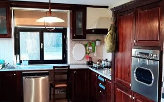 VILA 8 CAMERE, TEREN 1294 MP + 2712 MP PADURE, CAMPULUNG - Poză 7