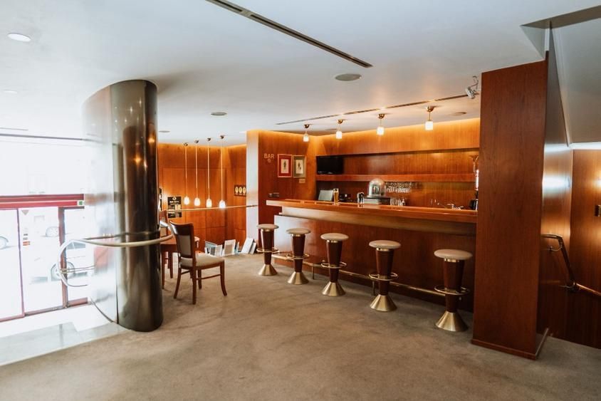 Restaurant de închiriat- Piața Romană - Poză 5