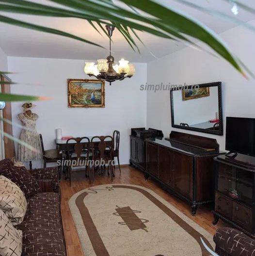 Decomandat etaj intermediar 3 camere Alexandru Obregia - Poză 3