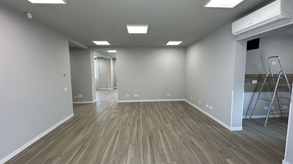 Spatiu de birouri - Poză 8