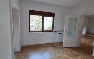 Casa solida în zona Bogdanestilor pretabilă birouri - Poză 17