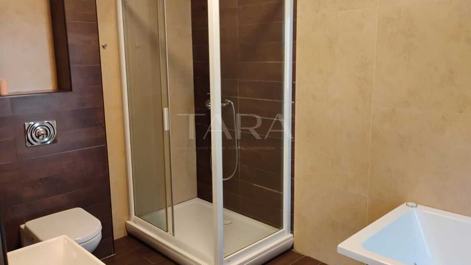 Apartament spațios cu balcon generos în Borhanci, Cluj-Napoca - Poză 5