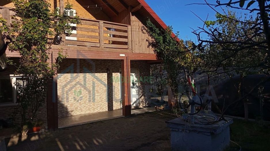 Casă de vânzare în Târgu Frumos, cu anexe și teren generos - Poză 1