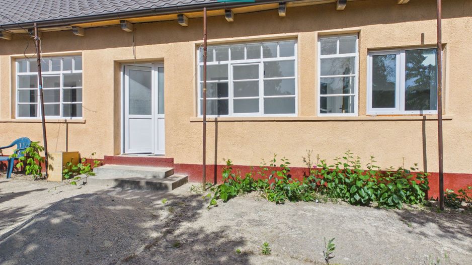 Casa renovata 3 camere Gepiu - Poză 1