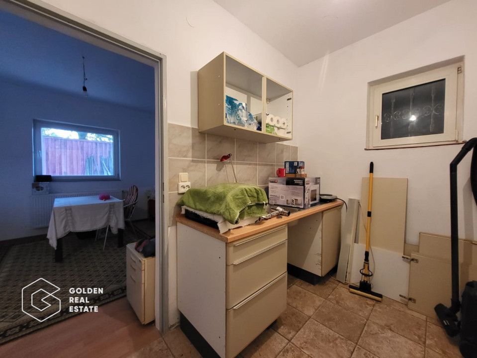 Imobil cu doua corpuri de cladire, oras Lipova - Poză 6