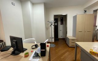 SPATIU DE BIROU/ COMERICIAL DE 160 MP LA INCHIRIERE PE CALEA VICTORIEI - Poză 12