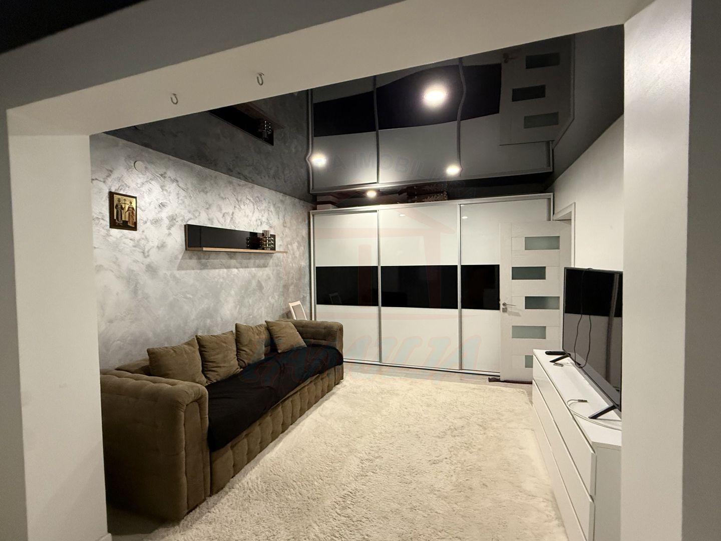 🔑De închiriat, 2 camere decomandate, Centru, 600 Euro/lună - Poză 1