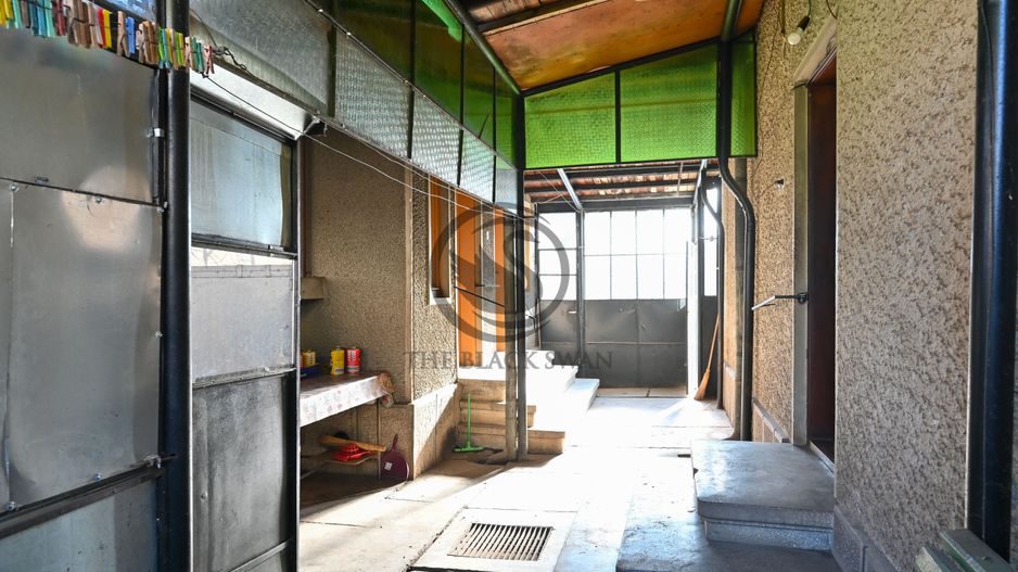 Casa cu 6 camere de vanzare | Zona Ultracentrala, Baicoi | Comision 0% - Poză 23