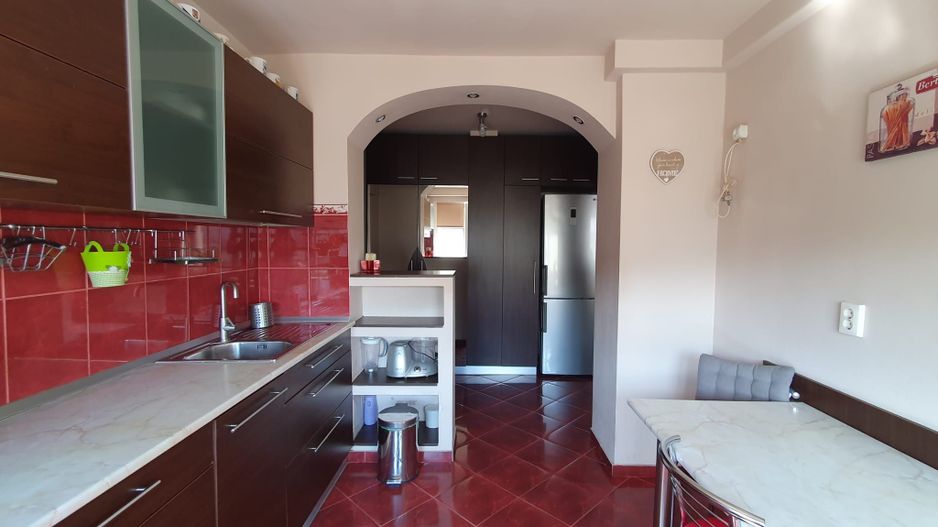 De vanzare apartament 3 camere Dristor-Baba Novac - Poză 17