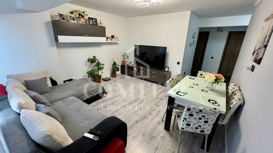 Apartament cu 3 camere | Zona Eroilor - Localitate Florești - Poză 2