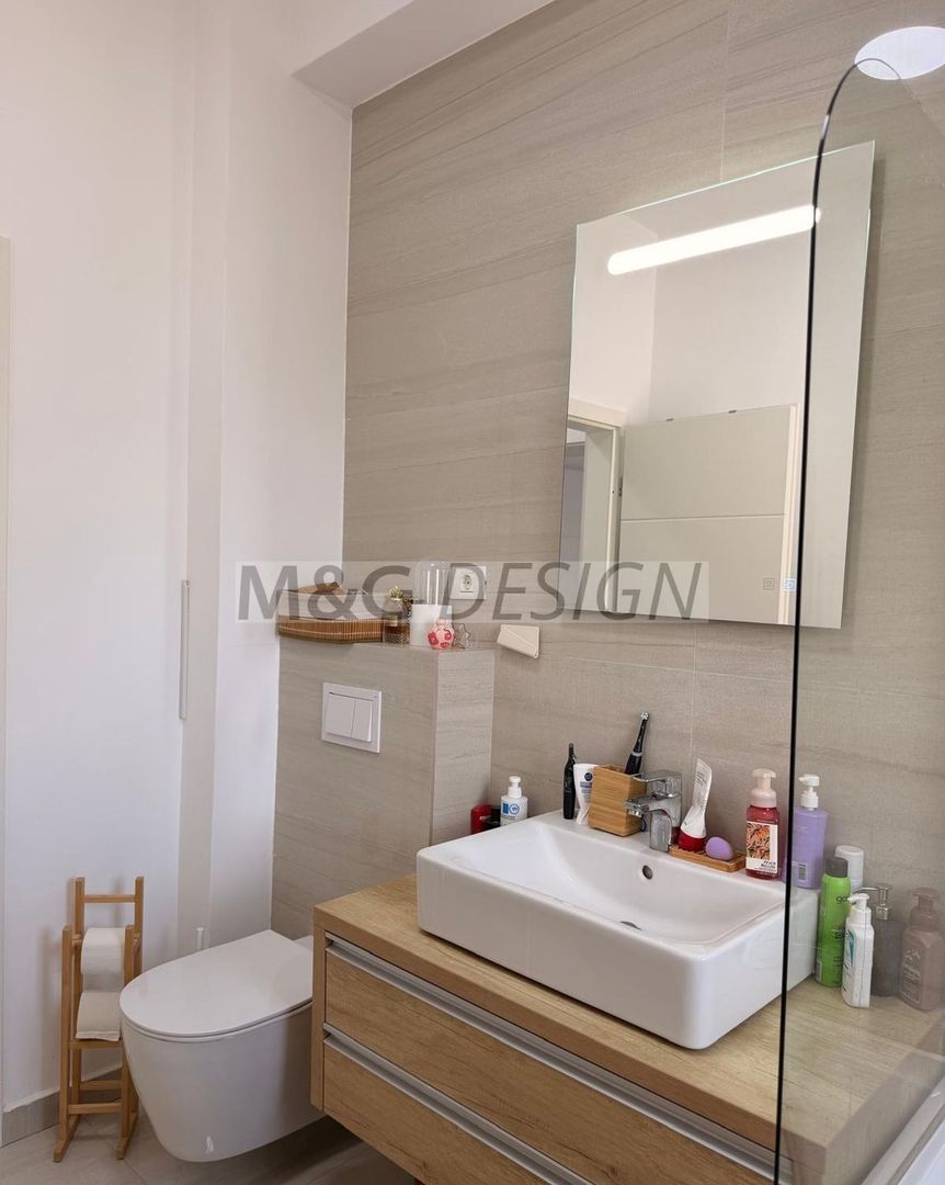 Apartamet 3 camere  Dumbrăvița etaj 1 - Poză 15