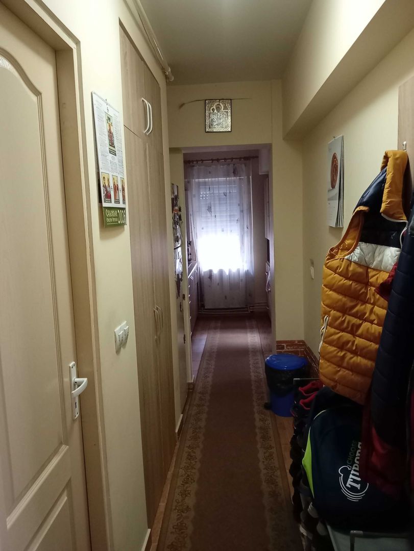 BRASADAS vinde ap 3 cam in Micro 16 la etajul 4/4. - Poză 4