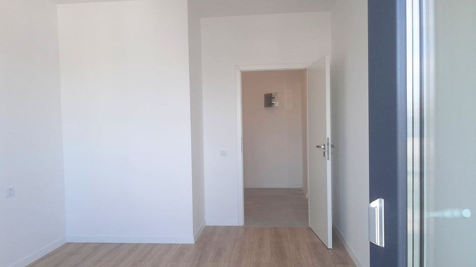 Un Apartament Pentru O Viață Bună  Coresi  2025 - Poză 14