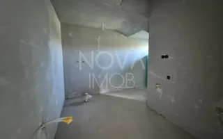 Casa generoasa cu 5 camere, 2 bai, dressing si parcare – Sura Mica - Poză 11