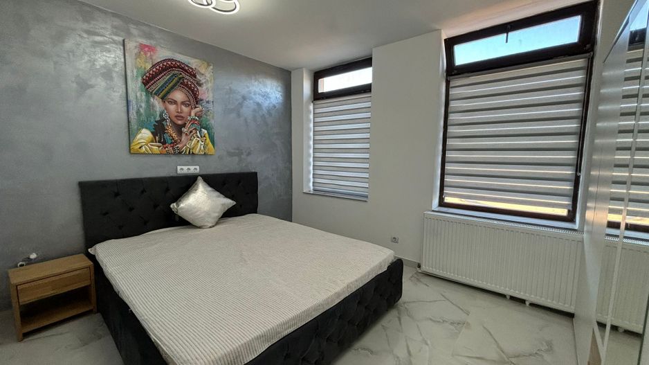 Apartament 3 camere PRETABIL pentru muncitori - Poză 1